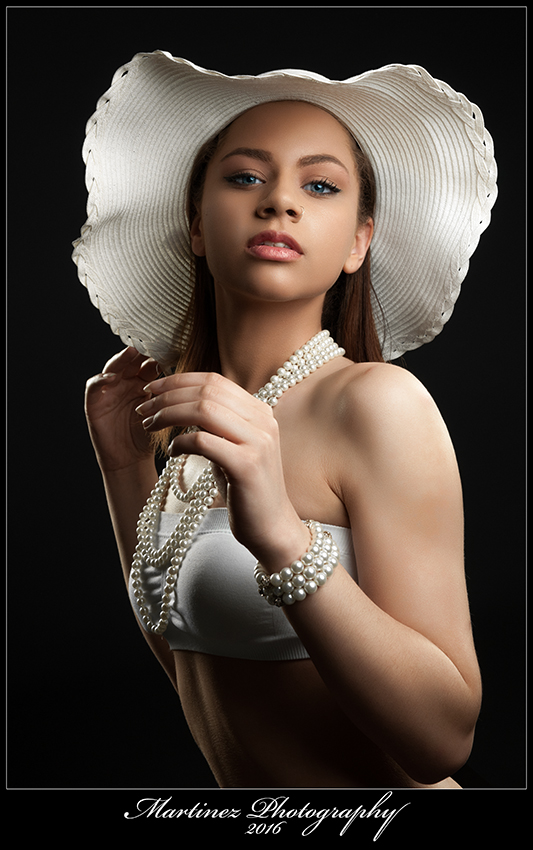 Female model photo shoot of jasiemarie819 by  Martinez Photography
