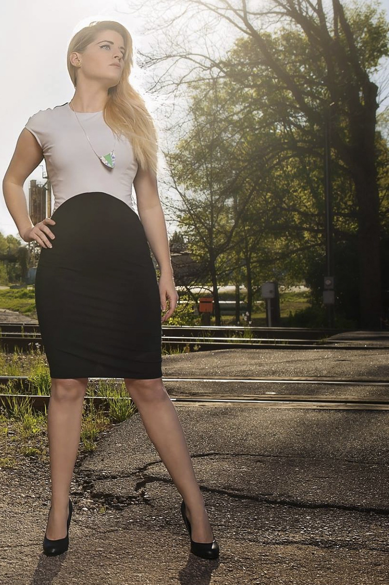 Female model photo shoot of Sarah Van Tassel in Raleigh, North Carolina
