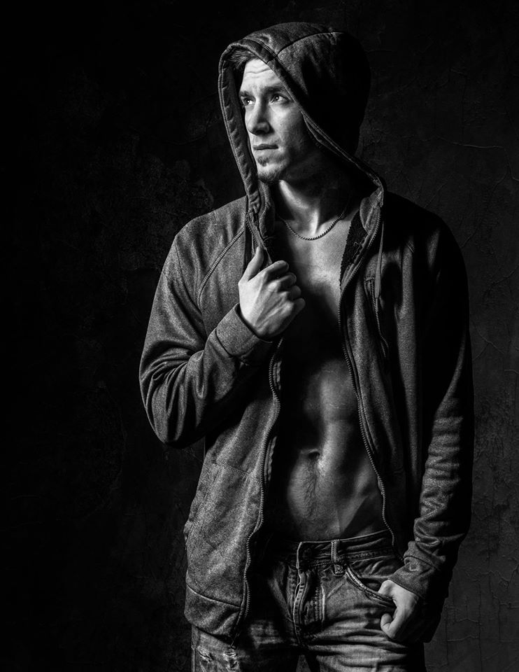 Male model photo shoot of Jacob Krulcik