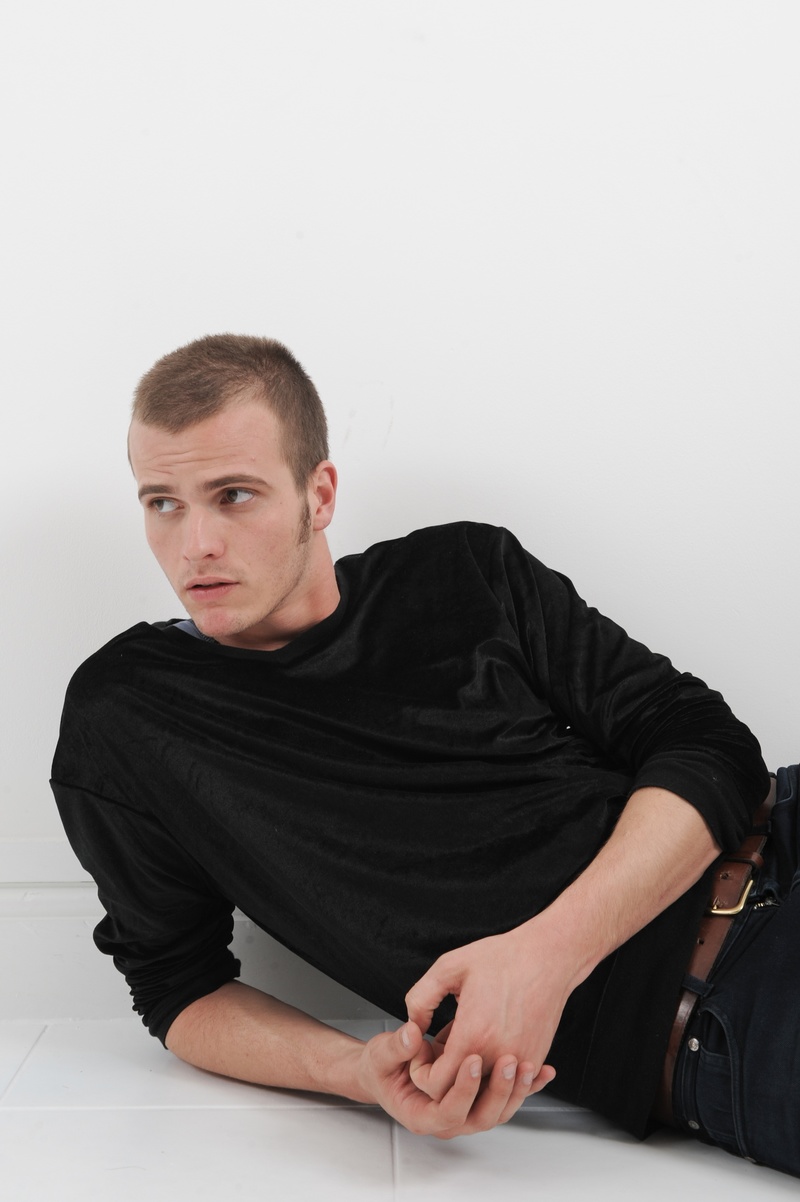 Male model photo shoot of AntoineOlivier