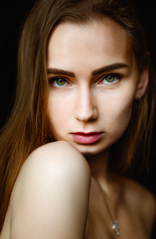 Female model photo shoot of Anastasia Toronto
