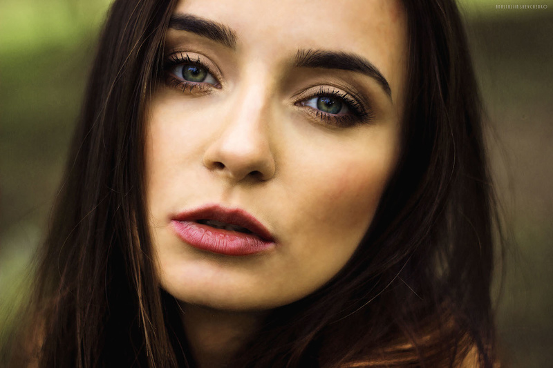 Female model photo shoot of Julia Mandych in leu gardens