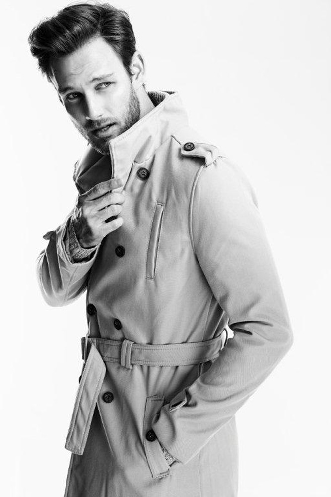 Male model photo shoot of DANIEL MARITZ