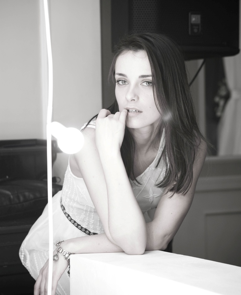 Female model photo shoot of Kateryna Zh
