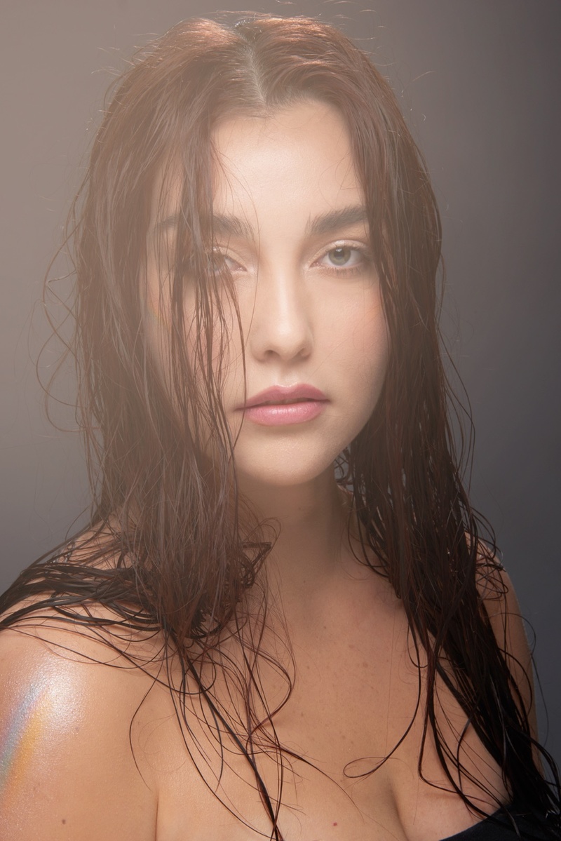 Female model photo shoot of ErikaLV