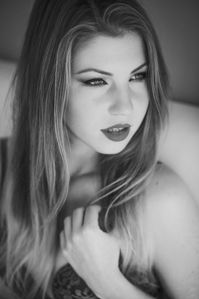 Female model photo shoot of RomyStuik