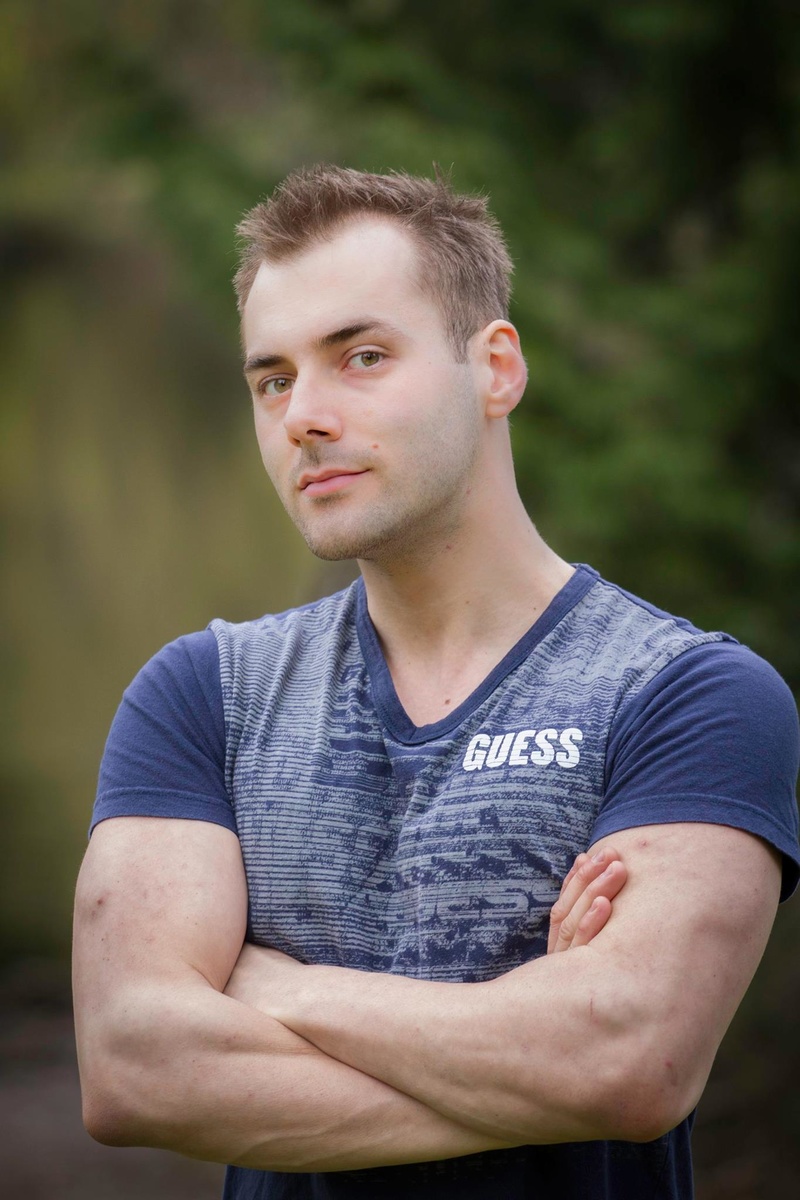 Male model photo shoot of Aleksandr Dalakian in Seattle, WA