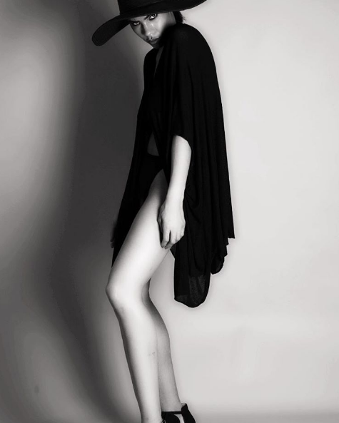 Female model photo shoot of lauren hudson