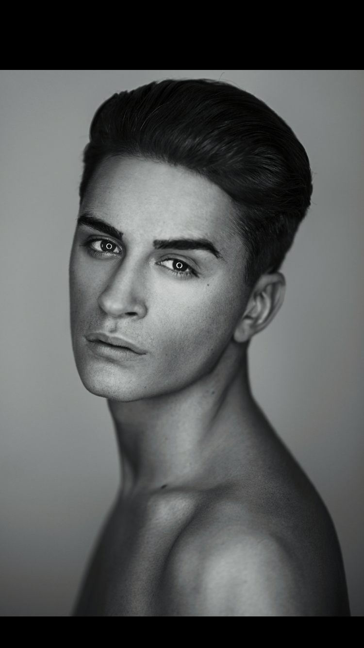 Male model photo shoot of Luke Campbell321