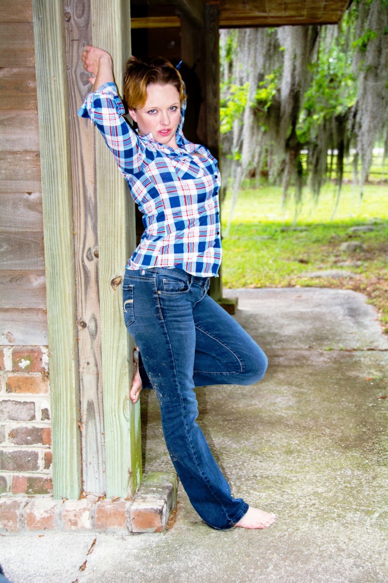 Female model photo shoot of Belle Rice by 3DZ Photography in Savannah, GA