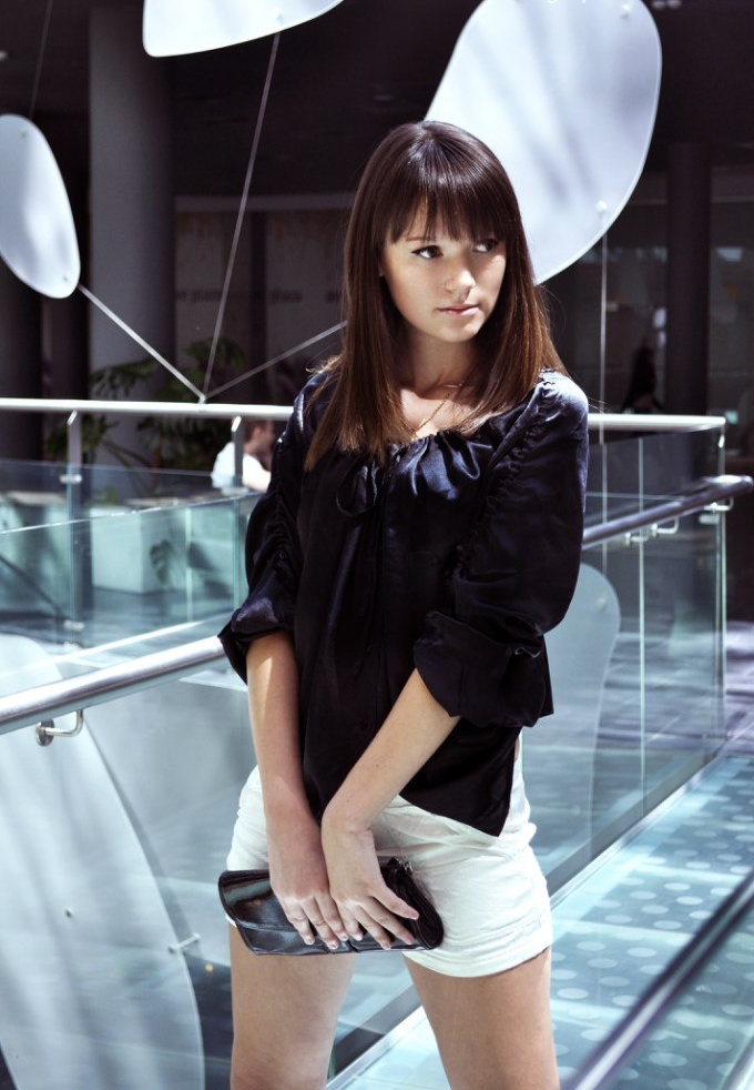 Female model photo shoot of Karina Tsernova