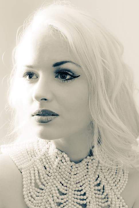 Female model photo shoot of Dolly Von Blonde