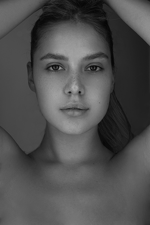 Female model photo shoot of valeriaf
