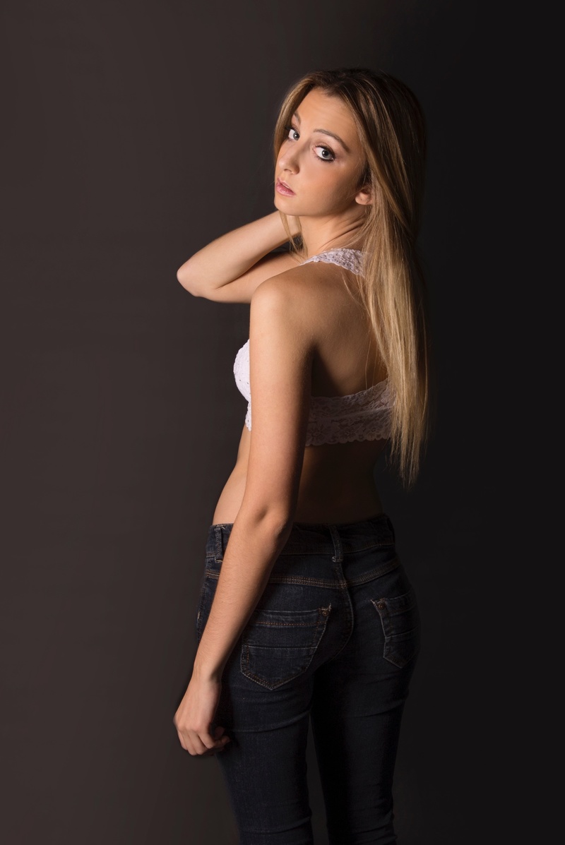 Female model photo shoot of alrenee by Rob Donato