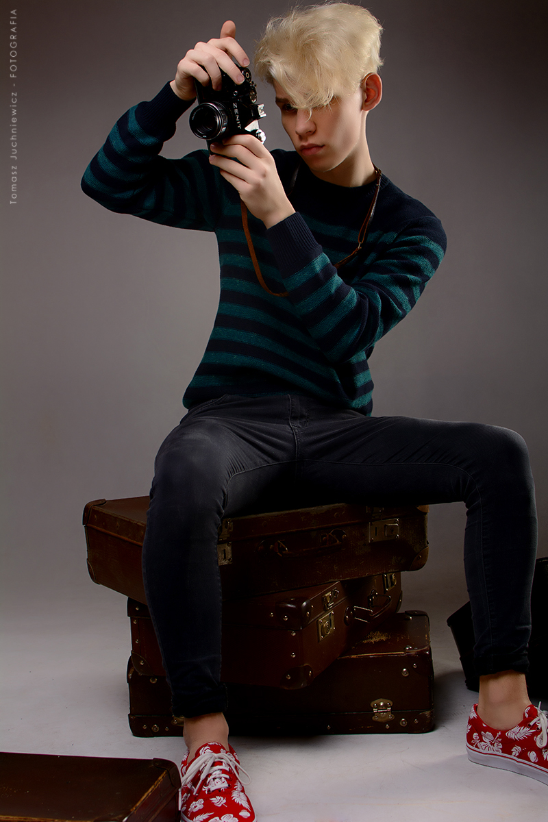 Male model photo shoot of Krzysztof Sowinski
