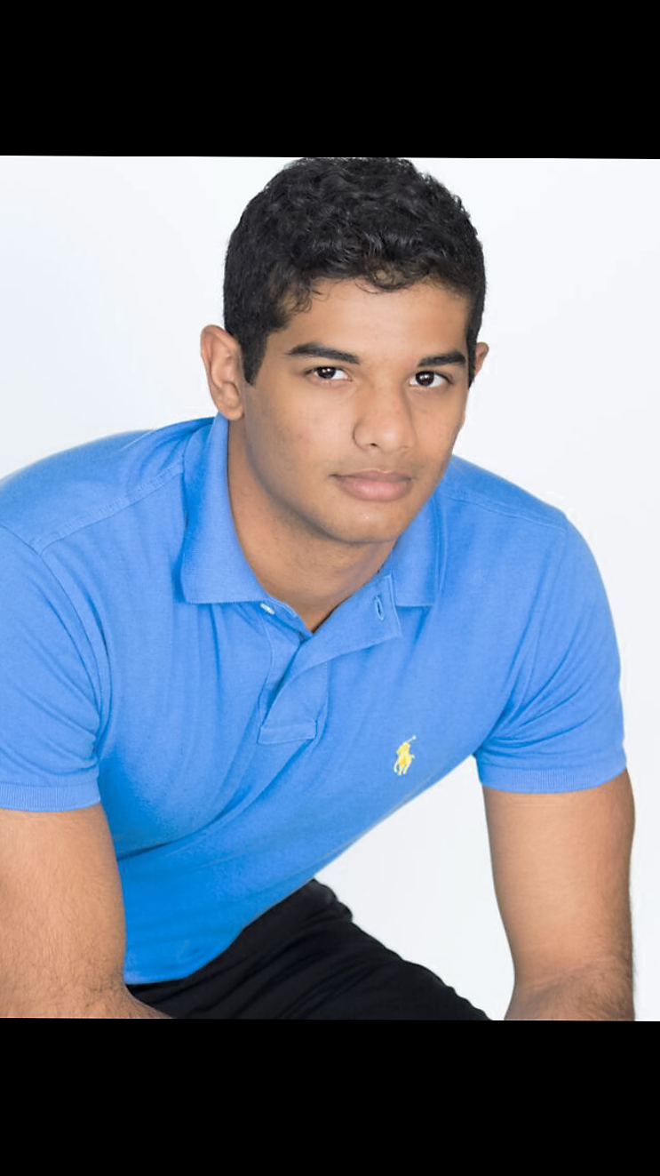 Male model photo shoot of Aalkadri