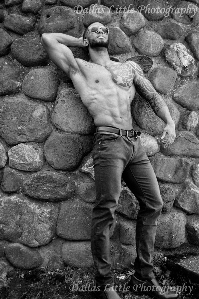 Male model photo shoot of DallasLittlePhotography