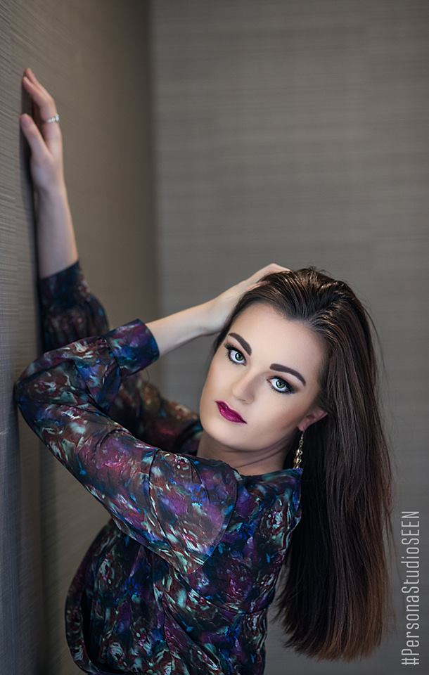 Female model photo shoot of Rebecca OHoro