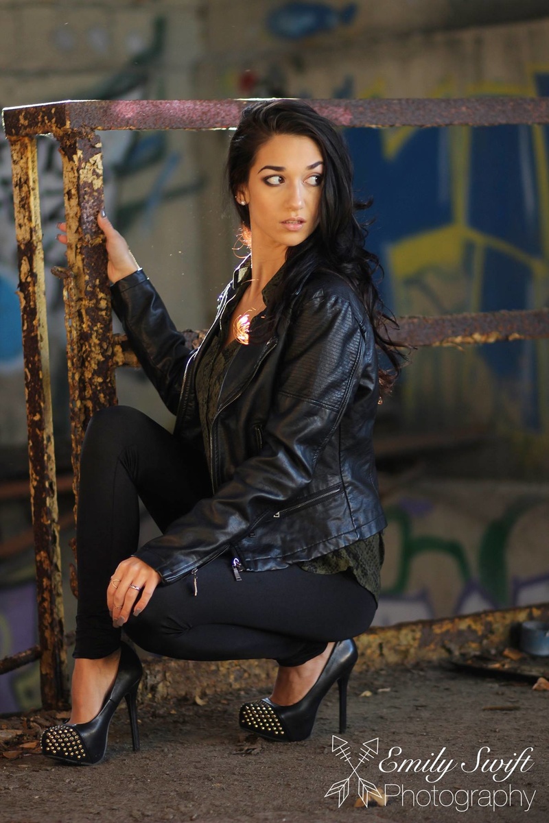 Female model photo shoot of Ali Mercurio