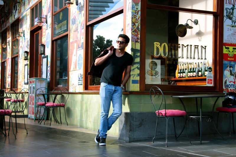 Male model photo shoot of Nitinarora in Melbourne
