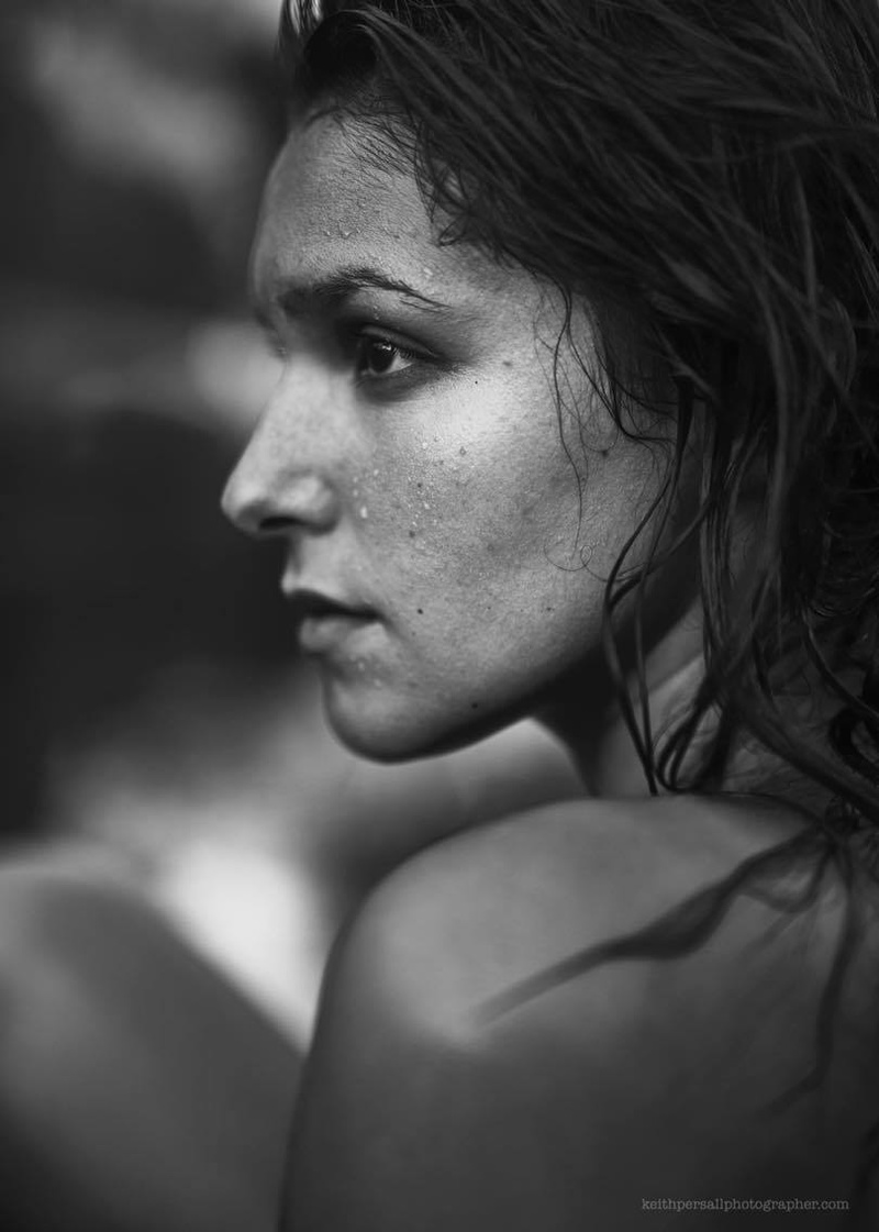 Female model photo shoot of Gamze Kececi