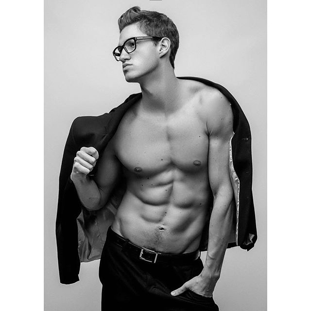 Male model photo shoot of Yuri Gevrasev in Houston