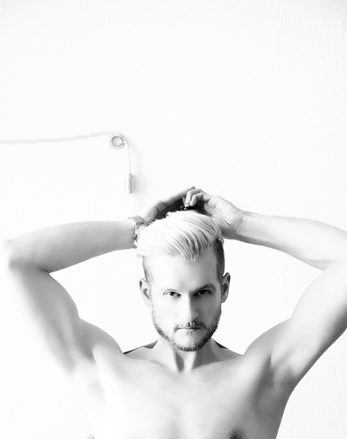 Male model photo shoot of Malte Boo