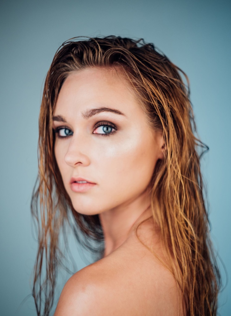 Female model photo shoot of Bianca Pegrume