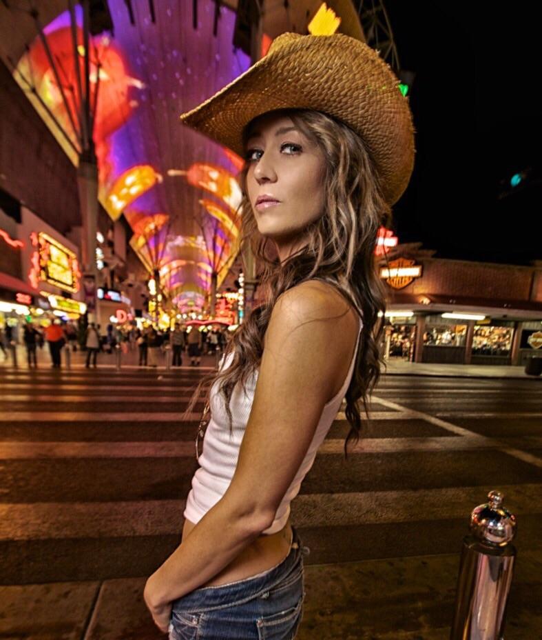 Female model photo shoot of Lisa Cannon in Las Vegas Downtown
