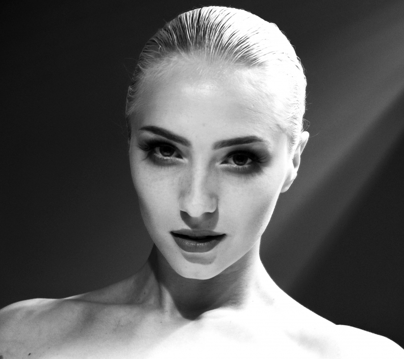 Female model photo shoot of Alina Reutska in Christchurch, New Zealand