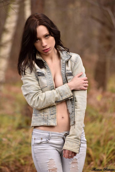 Female model photo shoot of audreeyamora