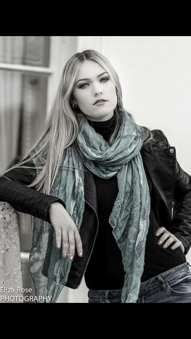 Female model photo shoot of Megan Carlton  in Hylands park