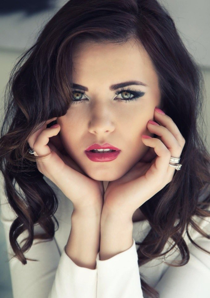 Female model photo shoot of Ilona Golovina