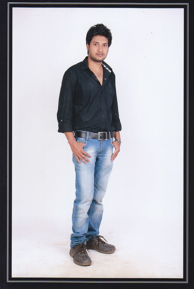 Male model photo shoot of ishupatel