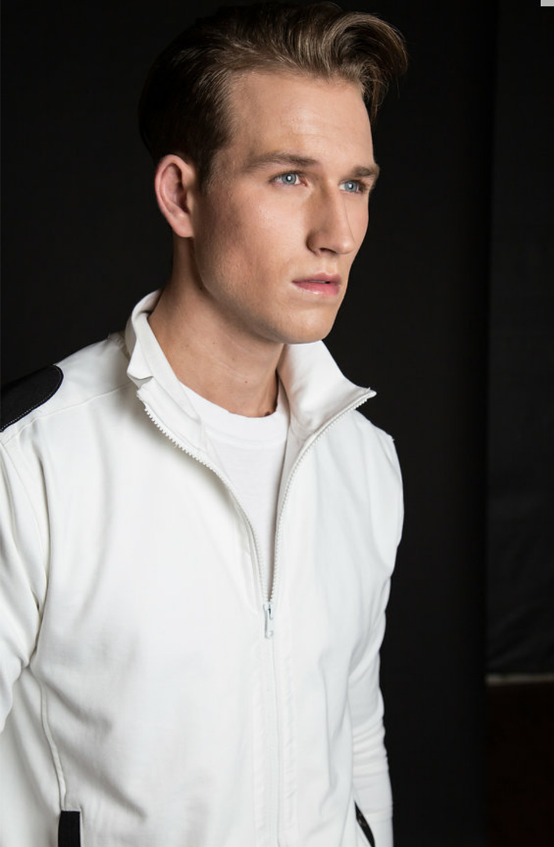 Male model photo shoot of Lee Y.