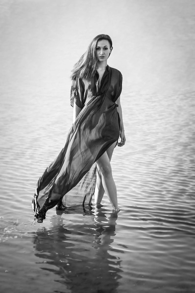 Female model photo shoot of Arlecch