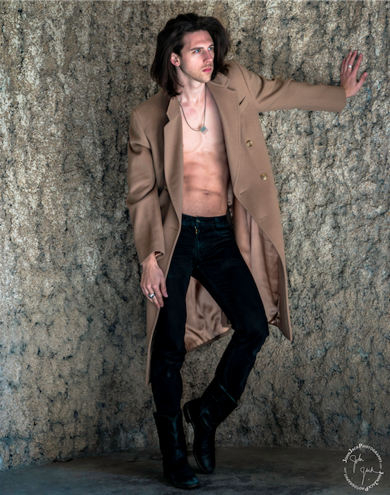 Male model photo shoot of Danny Seger