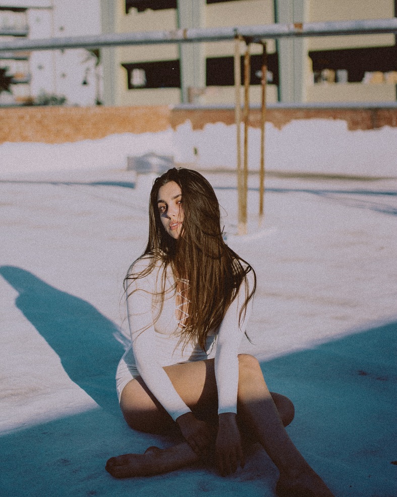 Female model photo shoot of Seqsunshine in Tuscon AZ