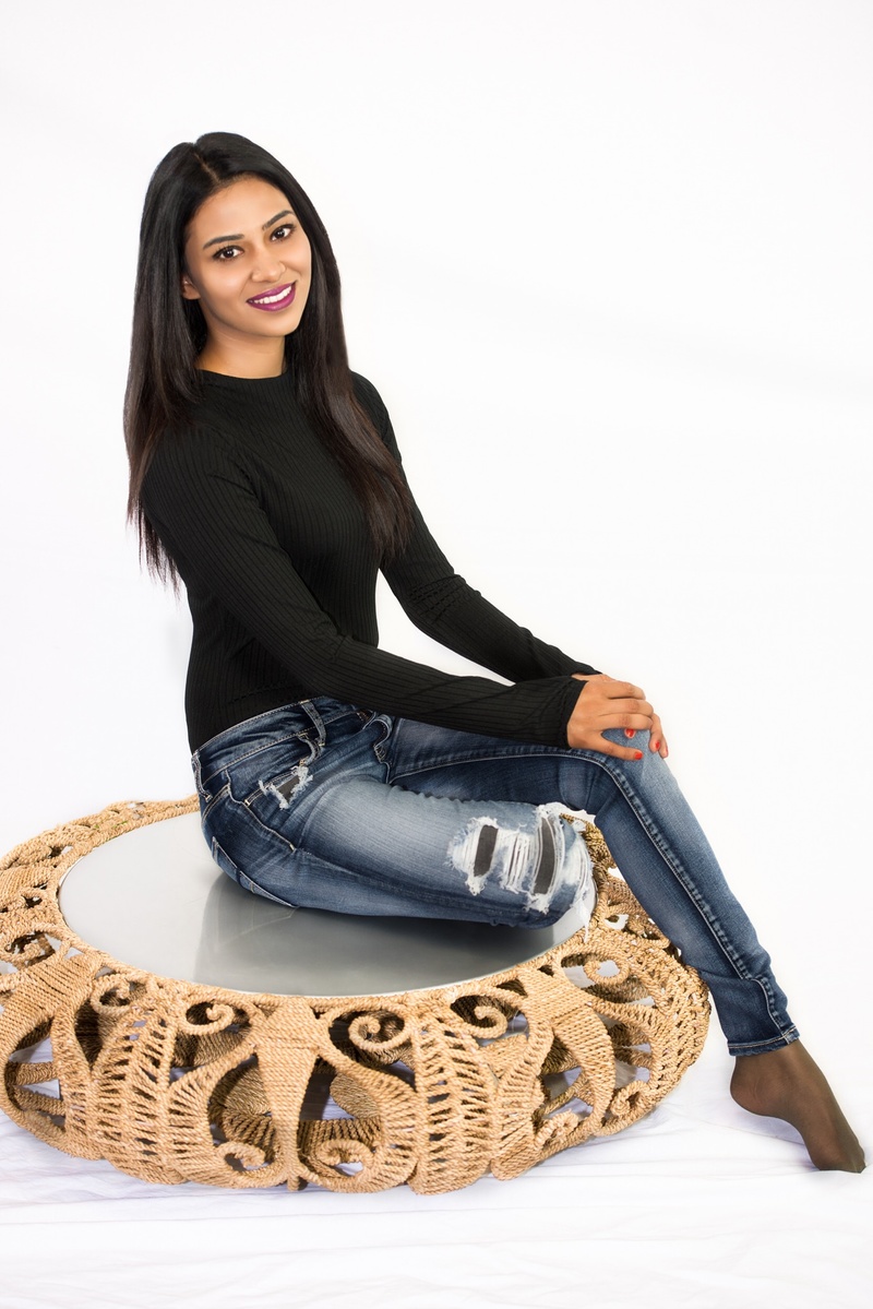 Female model photo shoot of PriyaS