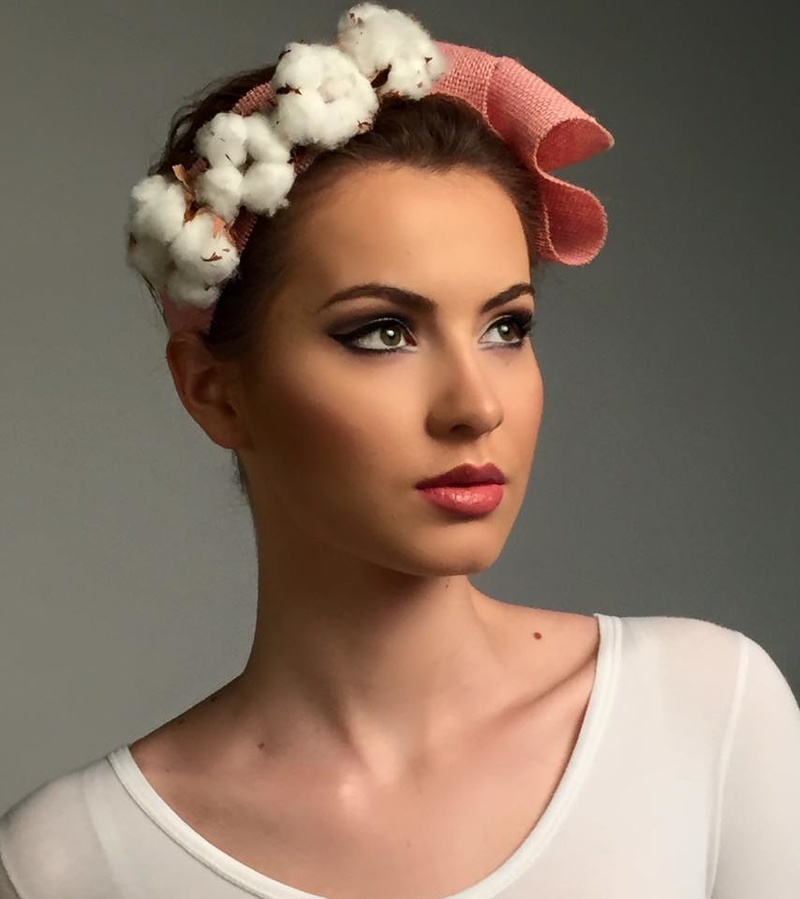 Female model photo shoot of Alina Boitor
