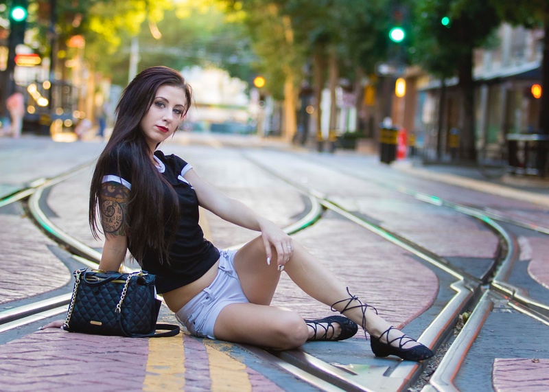 Female model photo shoot of jennaliz in Downtown Sacramento