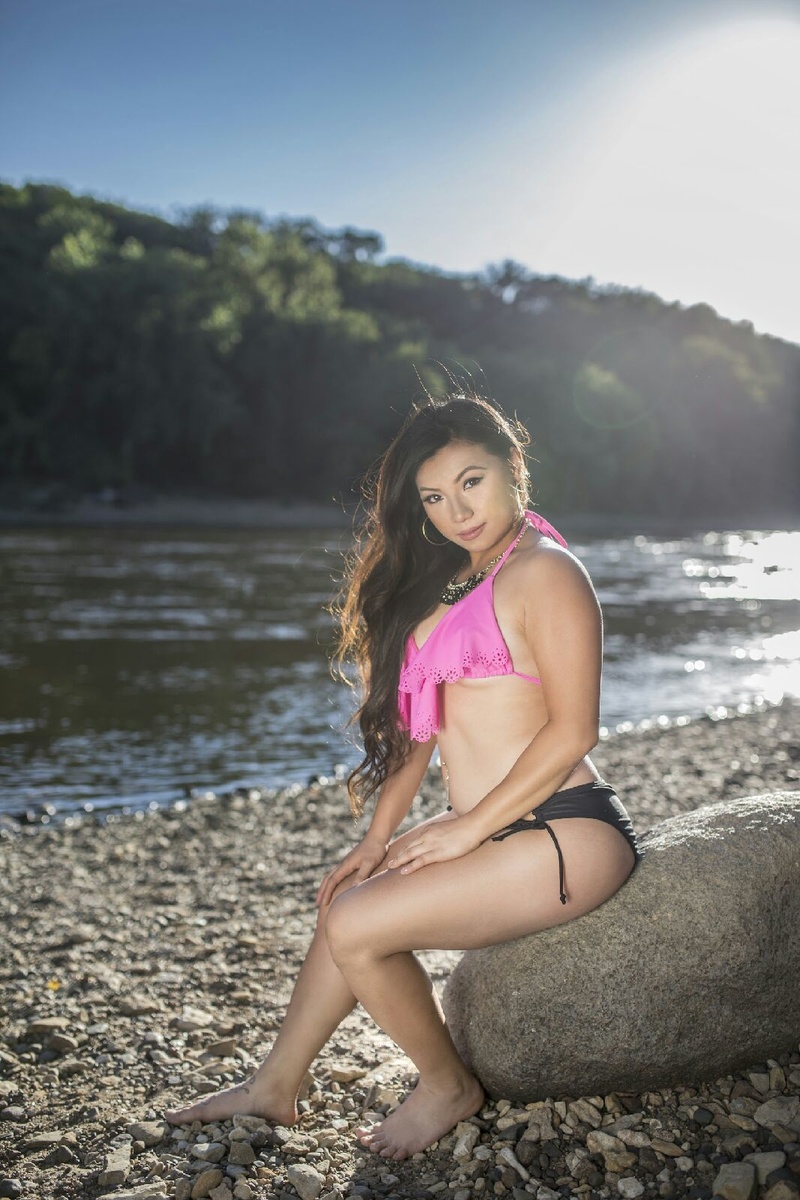 Female model photo shoot of Tracy Xiong