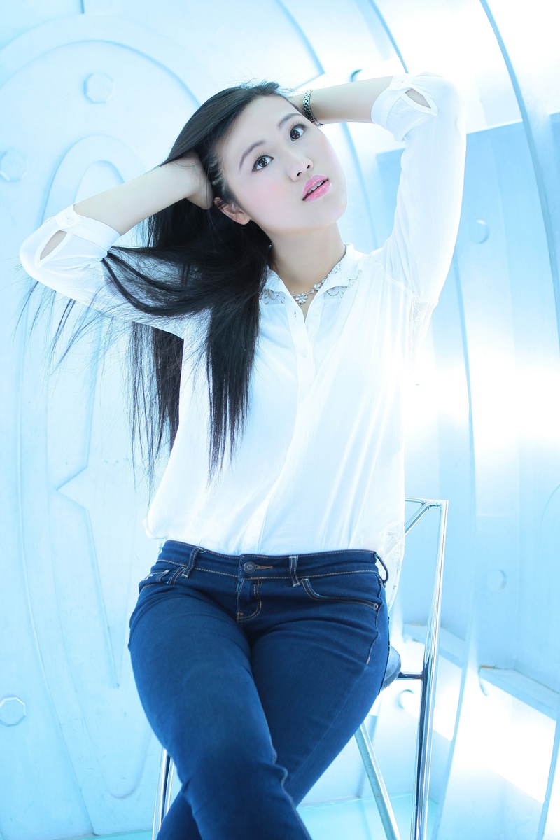 Female model photo shoot of tzshinghwang