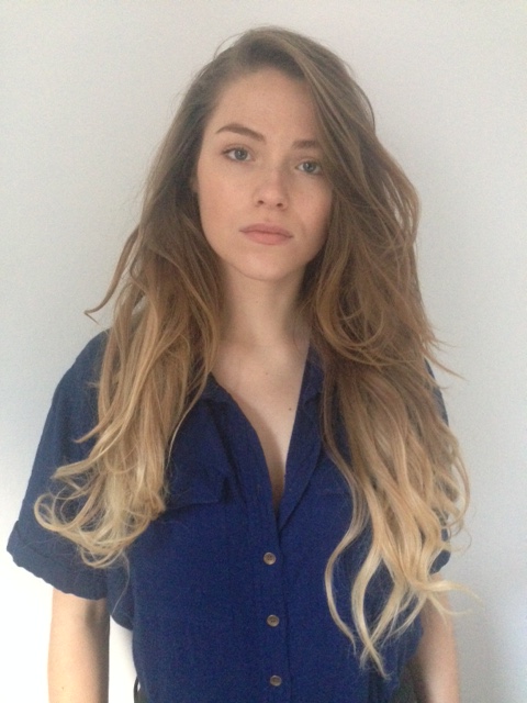 Female model photo shoot of Niceshirt