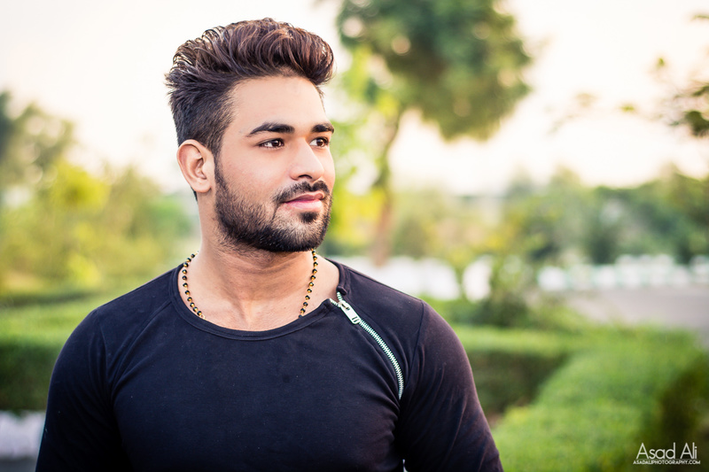 Male model photo shoot of asadali in Delhi India