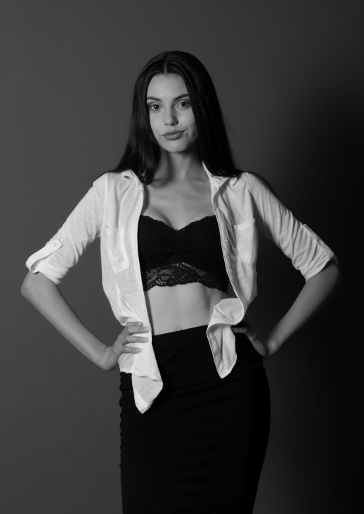 Female model photo shoot of Madison_Wright