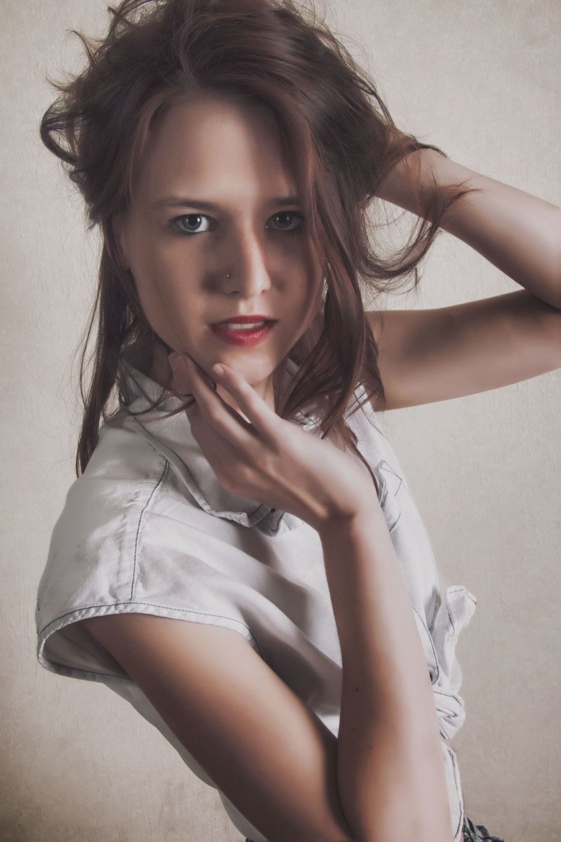 Female model photo shoot of DeniseVeltmeijer