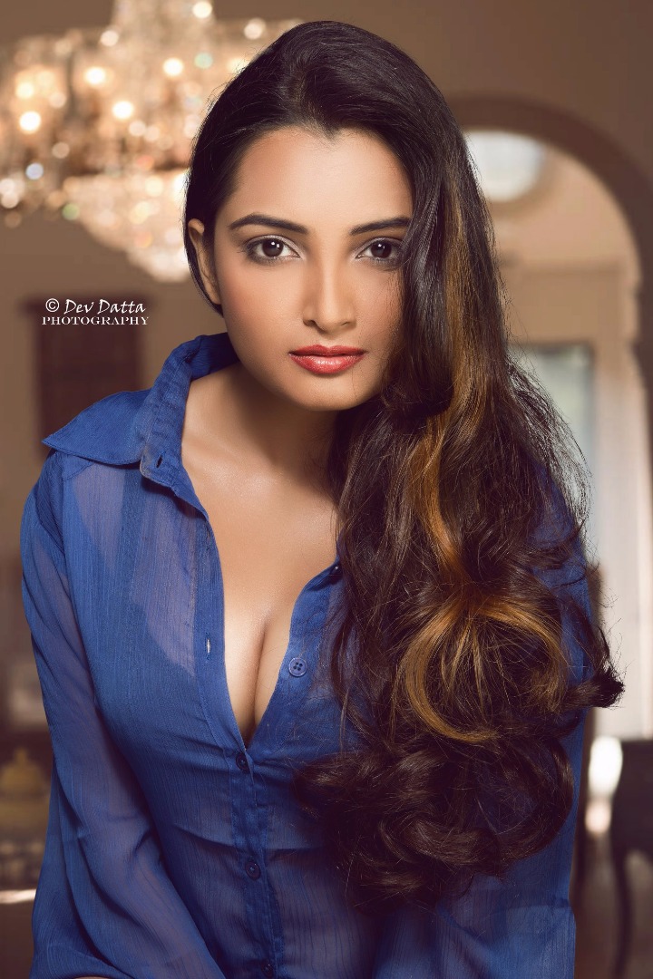 Female model photo shoot of Shibangee Dhar
