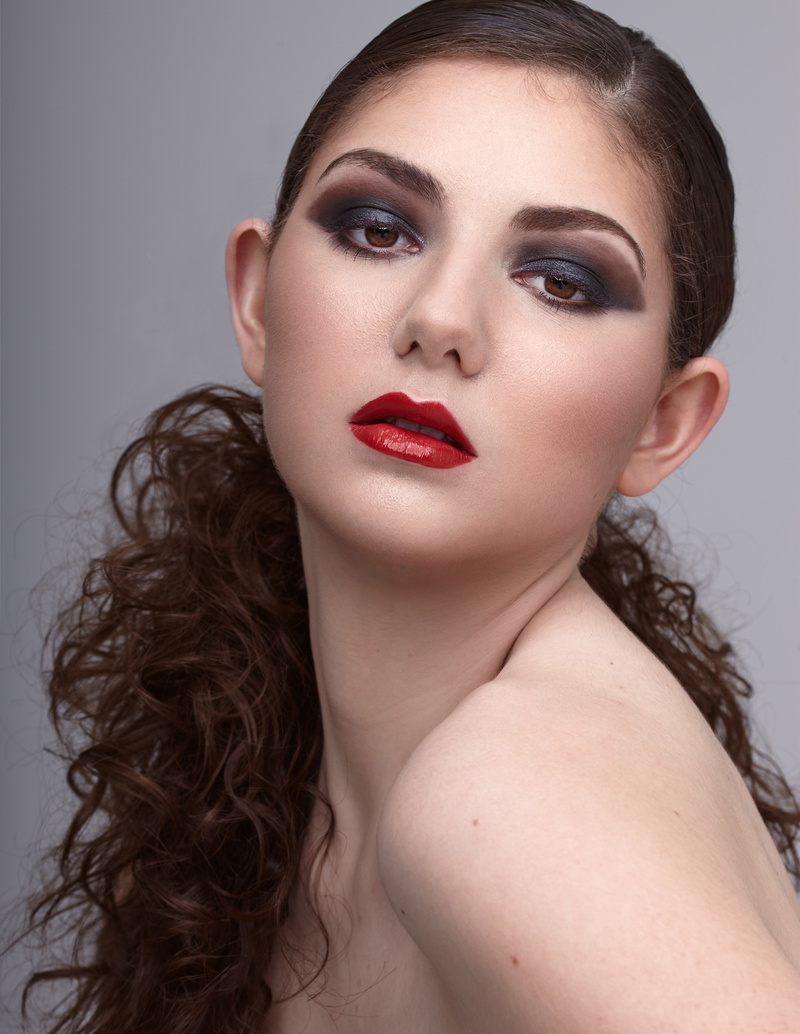 Female model photo shoot of Madilyn Pawlowski