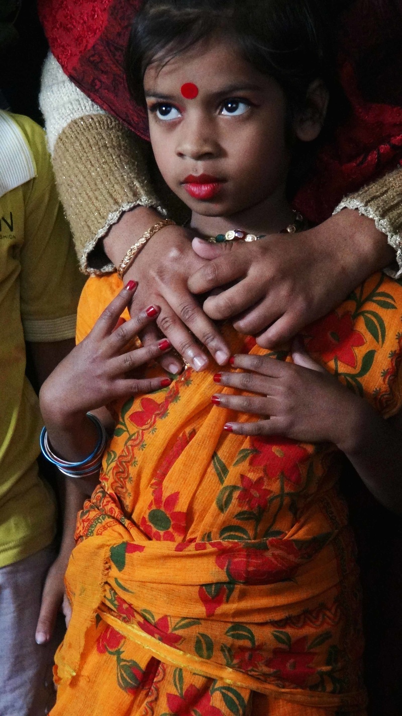 Female model photo shoot of Grace Munro in Dhaka, Bangladesh